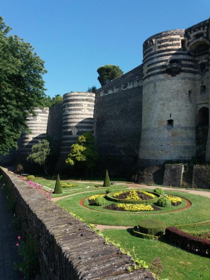 Les Suites Angevines Angers Kültér fotó